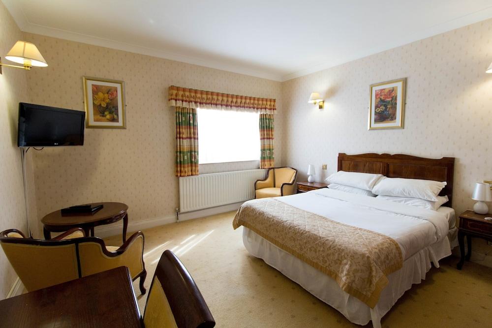 Hadlow Manor Экстерьер фото